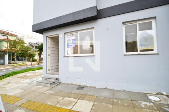 Fachada de casa à venda com 3 quartos, 101m² em Guarujá, Porto Alegre