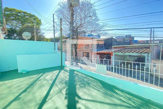 Área comum de casa para alugar com 1 quarto, 50m² em Parque Bristol, São Paulo