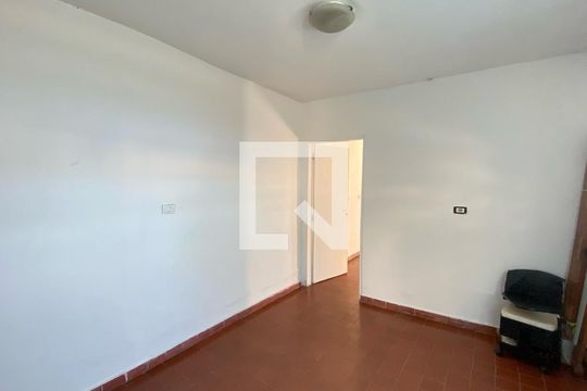 Sala  de casa para alugar com 1 quarto, 50m² em Parque Bristol, São Paulo