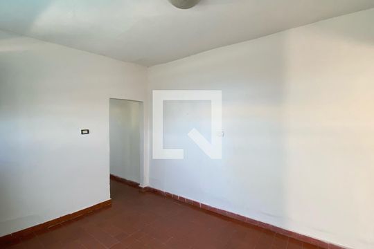 Sala  de casa para alugar com 1 quarto, 50m² em Parque Bristol, São Paulo