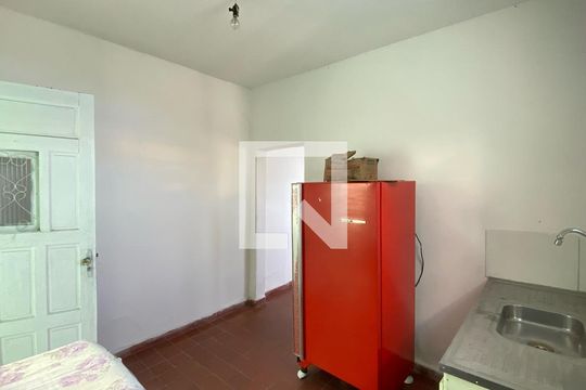 Cozinha  de casa para alugar com 1 quarto, 50m² em Parque Bristol, São Paulo