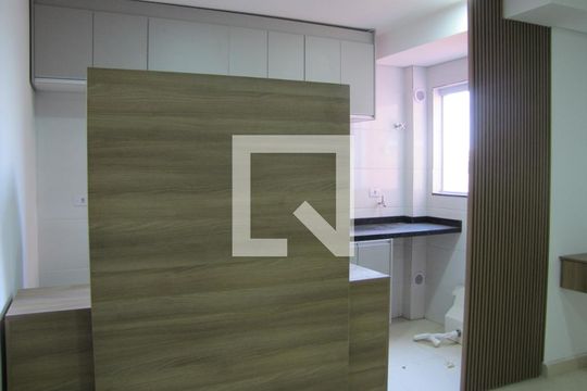 Sala/Quarto de kitnet/studio à venda com 1 quarto, 24m² em Vila Santa Teresa (zona Leste), São Paulo