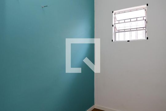 Closet do quarto 1 de casa à venda com 2 quartos, 100m² em Vila Basileia, São Paulo