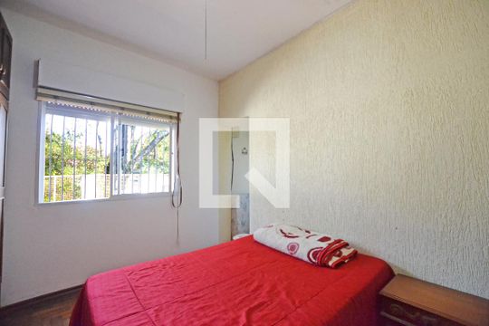 Quarto 2 de casa à venda com 3 quartos, 120m² em Glória, Porto Alegre