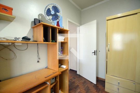 Quarto 1 de casa à venda com 3 quartos, 120m² em Glória, Porto Alegre