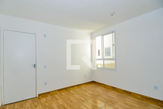 Sala de apartamento para alugar com 2 quartos, 48m² em Jardim Dona Meri, Guarulhos