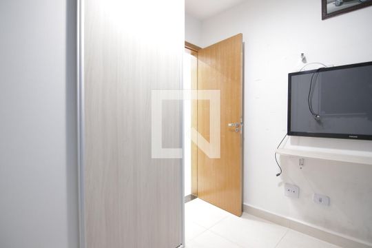 Quarto 2 de apartamento para alugar com 2 quartos, 44m² em Vila Ré, São Paulo