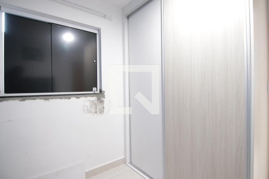 Quarto 2 de apartamento para alugar com 2 quartos, 44m² em Vila Ré, São Paulo