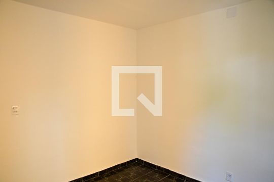 Quarto 1  de apartamento para alugar com 2 quartos, 62m² em Jardim Rio das Pedras, Cotia