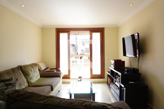 Sala de casa à venda com 4 quartos, 210m² em Jardim Olympia, São Paulo
