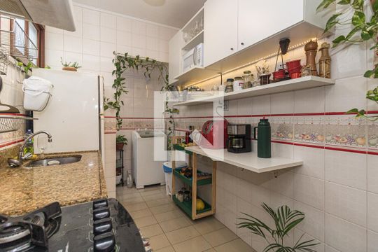 Cozinha e Área de Serviço de apartamento à venda com 1 quarto, 52m² em Menino Deus, Porto Alegre