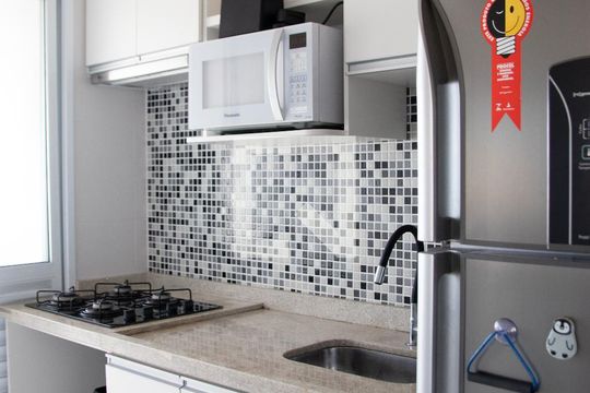 Cozinha de apartamento à venda com 2 quartos, 47m² em Vila Gustavo, São Paulo