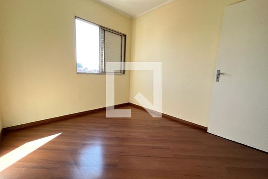 Quarto 2 de apartamento à venda com 2 quartos, 47m² em Vila Campestre, São Paulo