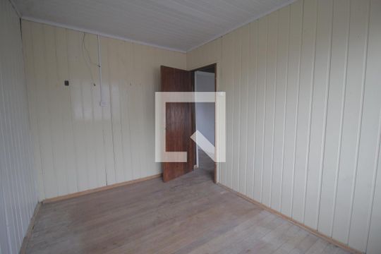 Quarto 2 de casa para alugar com 2 quartos, 70m² em Jardim Carvalho, Porto Alegre