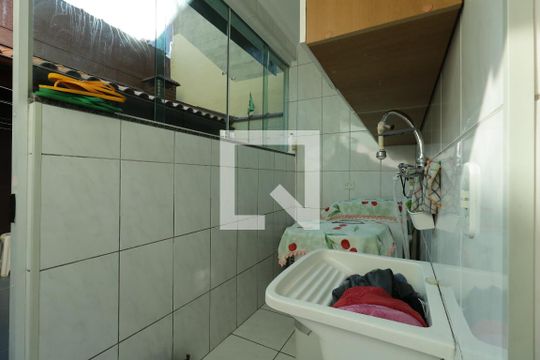 Área de Serviço de casa à venda com 3 quartos, 140m² em Jardim Utinga, Santo André