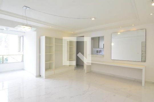 Apartamento à venda com 4 quartos, 139m² em Estoril, Belo Horizonte