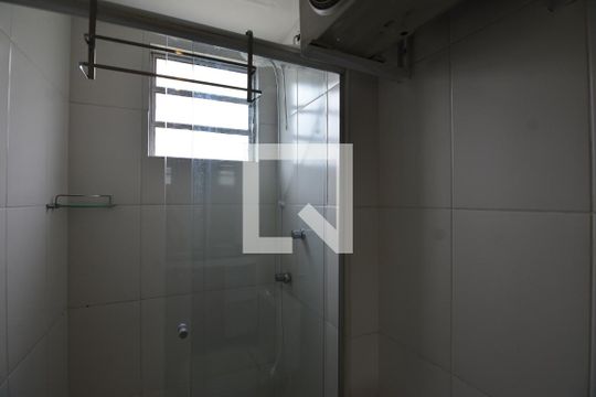 Banheiro da Suíte de apartamento à venda com 4 quartos, 139m² em Estoril, Belo Horizonte