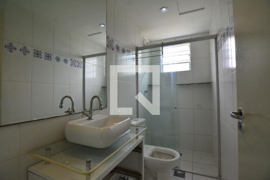 Banheiro Social de apartamento à venda com 4 quartos, 139m² em Estoril, Belo Horizonte