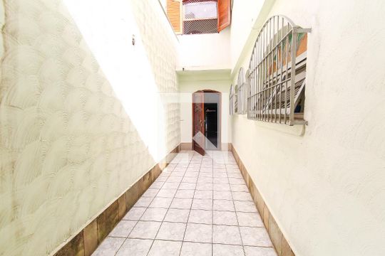 Corredor de casa à venda com 6 quartos, 250m² em Jardim Analia Franco, São Paulo