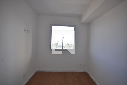 Quarto Suíte de apartamento para alugar com 1 quarto, 29m² em Parque Vitória, São Paulo