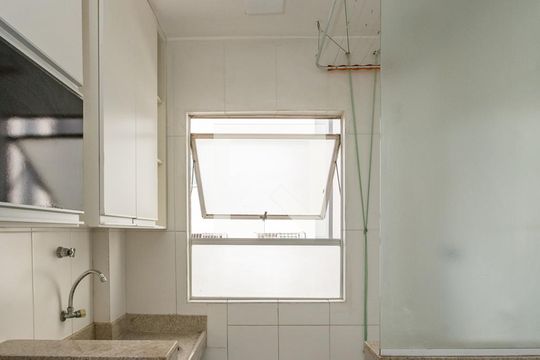 Área de Serviço de apartamento para alugar com 3 quartos, 60m² em Estoril, Belo Horizonte