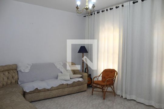 Sala de casa à venda com 3 quartos, 347m² em Parque Cruzeiro do Sul, São Paulo