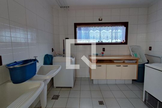 Área de Serviço de casa à venda com 4 quartos, 640m² em Jardim Guarani, Campinas