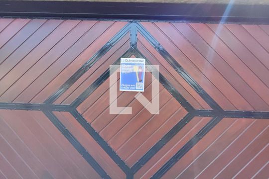 PLACA INSTALADA NA FACHADA  de casa à venda com 4 quartos, 640m² em Jardim Guarani, Campinas