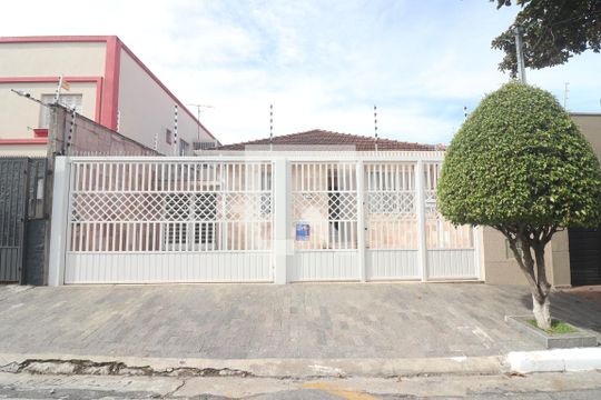 Fachada da casa de casa à venda com 2 quartos, 170m² em Jardim das Laranjeiras, São Paulo