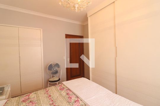 Quarto 1  de casa à venda com 2 quartos, 170m² em Jardim das Laranjeiras, São Paulo