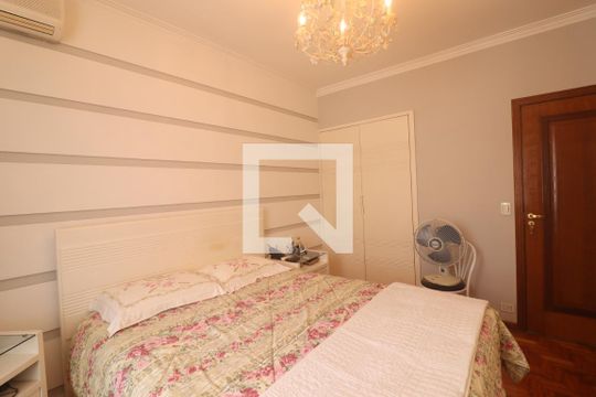 Quarto 1  de casa à venda com 2 quartos, 170m² em Jardim das Laranjeiras, São Paulo