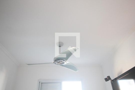 Banheiro de apartamento à venda com 3 quartos, 78m² em Vila Paiva, São Paulo