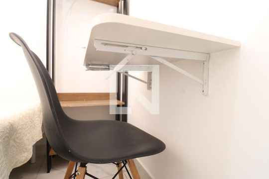 Sala/Quarto/Cozinha de kitnet/studio para alugar com 1 quarto, 15m² em Barra Funda, São Paulo
