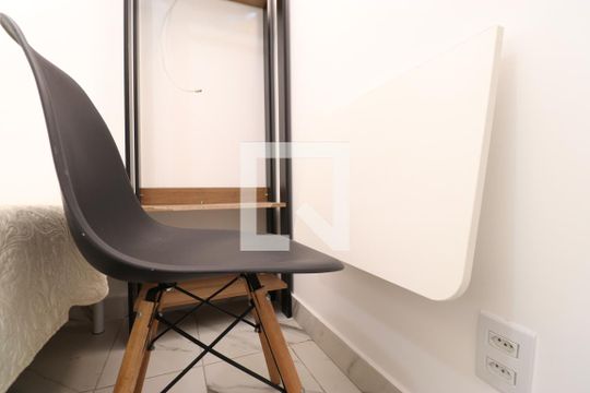 Sala/Quarto/Cozinha de kitnet/studio para alugar com 1 quarto, 15m² em Barra Funda, São Paulo