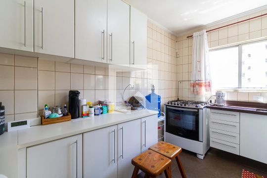 Cozinha de apartamento à venda com 3 quartos, 127m² em Pinheiros, São Paulo