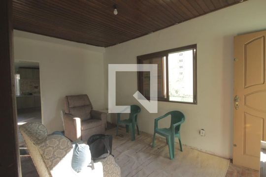 Sala de casa à venda com 3 quartos, 90m² em Centro, Canoas