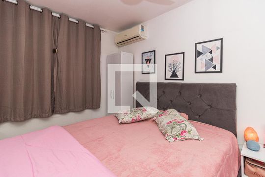 Quarto 1 de casa à venda com 2 quartos, 80m² em Jardim Itu, Porto Alegre