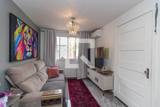 Casa à venda com 2 quartos, 80m² em Jardim Itu, Porto Alegre