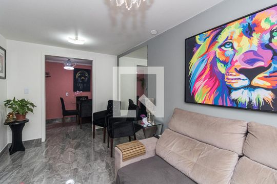 Sala de casa à venda com 2 quartos, 80m² em Jardim Itu, Porto Alegre