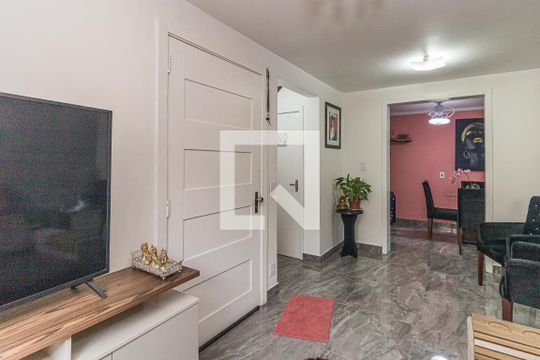 Sala de casa à venda com 2 quartos, 80m² em Jardim Itu, Porto Alegre