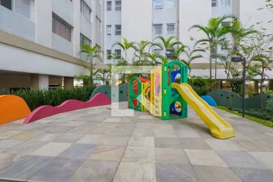 Área comum de kitnet/studio para alugar com 1 quarto, 31m² em Liberdade, São Paulo