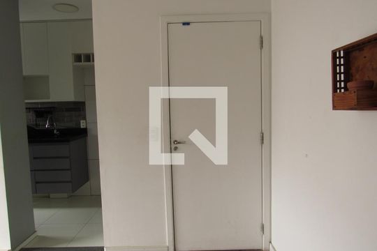 Sala de apartamento à venda com 2 quartos, 48m² em Novo Osasco, Osasco