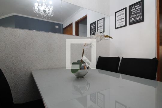 Sala   de apartamento para alugar com 2 quartos, 47m² em Cangaiba, São Paulo