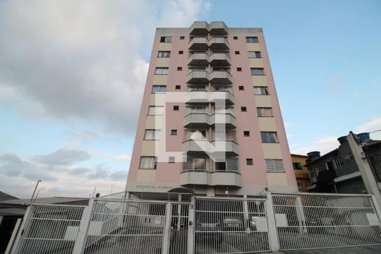 Fachada de apartamento para alugar com 2 quartos, 47m² em Cangaiba, São Paulo