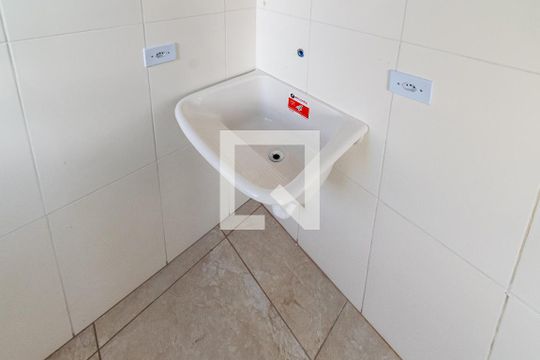 Lavanderia de casa de condomínio para alugar com 1 quarto, 29m² em Americanópolis, São Paulo