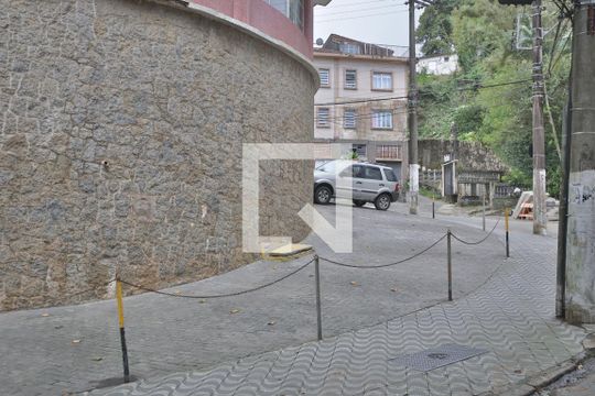 Área Comum - Garagem externa de apartamento para alugar com 1 quarto, 63m² em José Menino, Santos