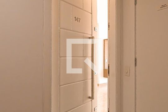 Entrada de apartamento para alugar com 3 quartos, 80m² em Picanço, Guarulhos