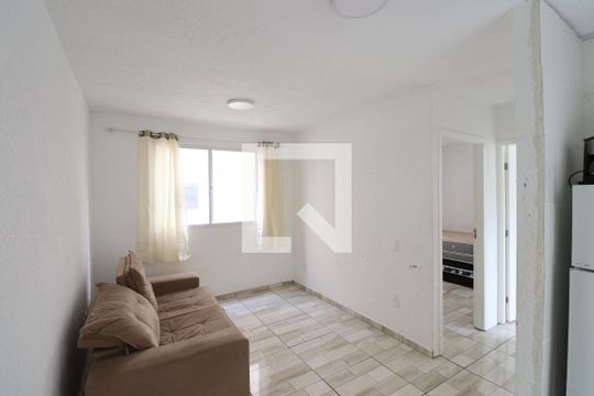 Sala de apartamento para alugar com 2 quartos, 40m² em Trindade, São Gonçalo