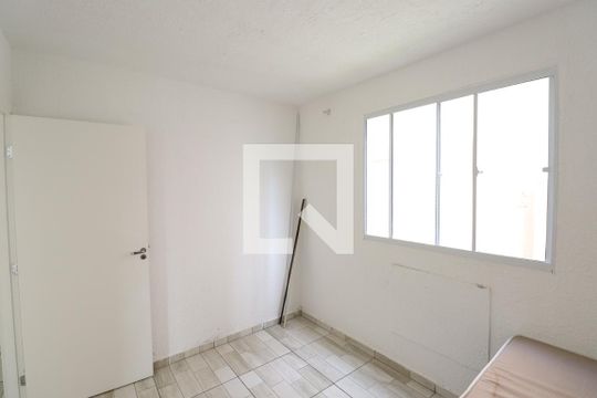 Quarto 2 de apartamento para alugar com 2 quartos, 40m² em Trindade, São Gonçalo