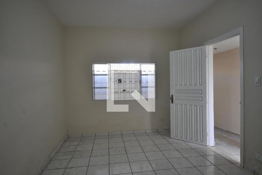 Casa à venda com 2 quartos, 140m² em Vila Constança, São Paulo